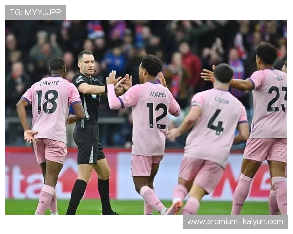 克鲁皮替补梅开二度助伯恩茅斯3比3战平水晶宫 激战双方共收获平局