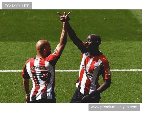 布莱顿2-1逆转布伦特福德,伊戈尔·蒂亚戈罚丢绝平点球 布莱顿2-1逆转布伦特福德,伊戈尔·蒂亚戈罚丢绝平点球